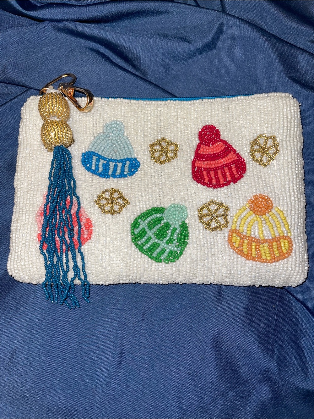 Wandering Moon Beaded White Winter Hat Wristlet Clutch with Tassel